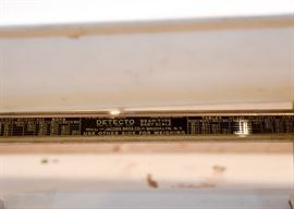 Vintage Metal Baby Scale