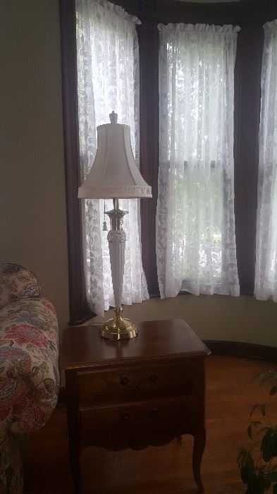One of a pair of lamps and end table