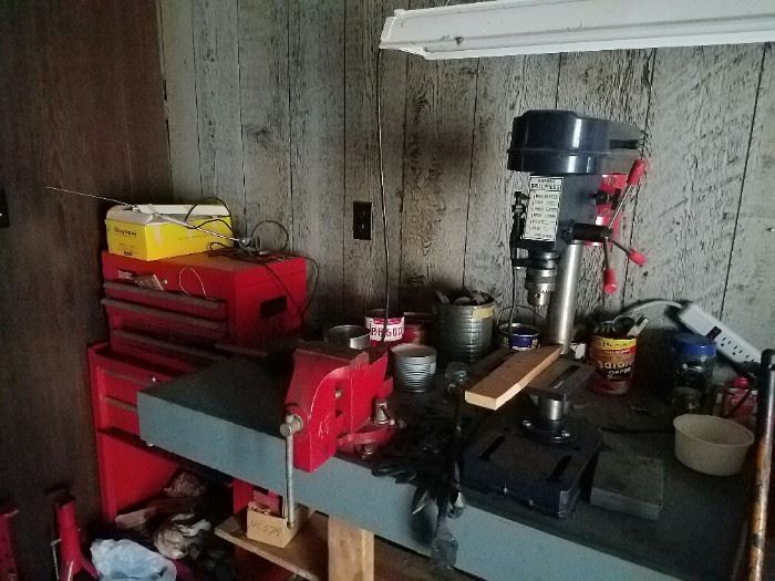 GENE ENGEMANN ESTATE AUCTION in Dutzow, MO starts on 6/17/2017