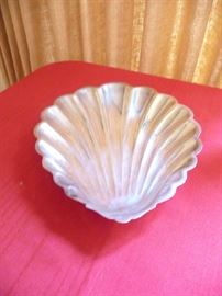STERLING SHELL PLATTER