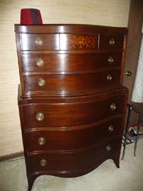 WOOD DRESSER THAT MATCHES BED