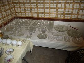 CRYSTAL, CLEAR GLASSWARE