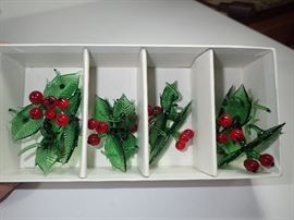 GLASS CHRISTMAS DECOR