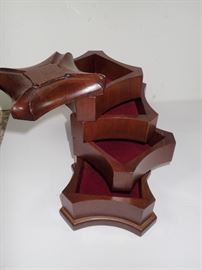 MOTION BOX / STACKING