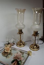 VINTAGE BRASS / GLASS LAMPS