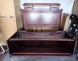 ANDREWS PARLOR FOLDING BEDS / EXCEPTIONAL CONDITION