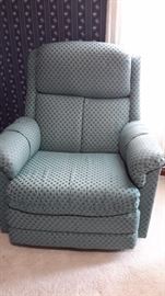 RECLINER