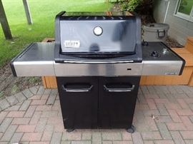 WEBER GRILL