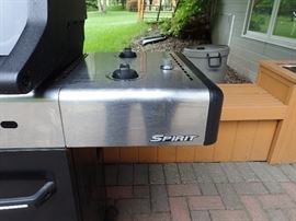 WEBER GRILL SPIRIT
