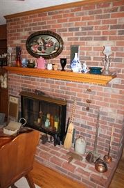 Antique and vintage pottery, glassware, metalware