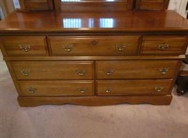 Solid wood dresser, triple mirror with adjustable sides