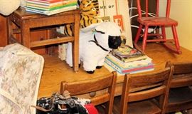 Sweet Child's table and chairs