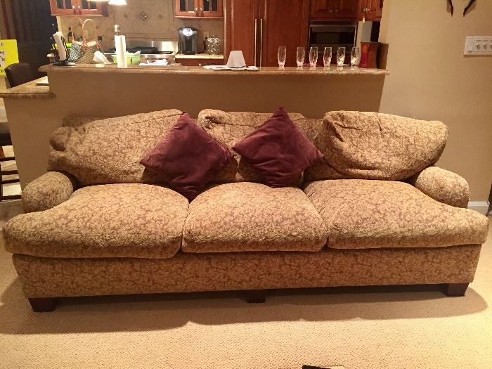 Beautiful sofa beige & burgundy upholstry