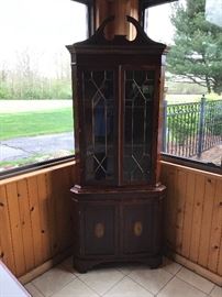Small Mahogany Corner Cabinet with Inlaid Doors.