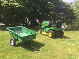 2008 John Deer X304 4WD Riding Lawn Mower/ Tractor with Cart,