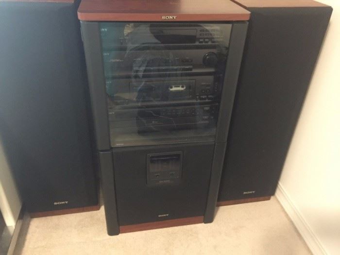 Vintage Sony Stereo HCD-441 Hi-Fi Stereo System with Sen R4400 powered sub and tower speakers
