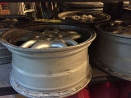 4 BMW Rims (93 5 series wheels)