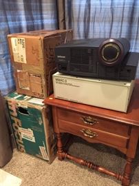 Infocus Lite Pro 220 Projector, Cabletron Systems MMAC-3 (Multi Media Access Center)