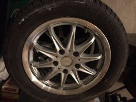 4 Perelli Tires P205/55R 15