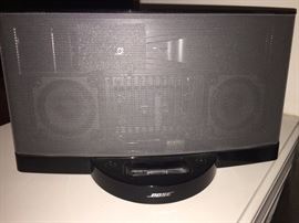 Bose Sound/Speaker Doc for ipod/iphone