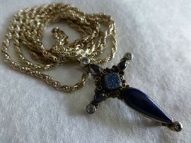 STERLING SILVER NECKLACE