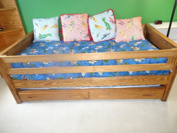 Twin Pine Trundle Bed - 79"L X 42"W X 28"H