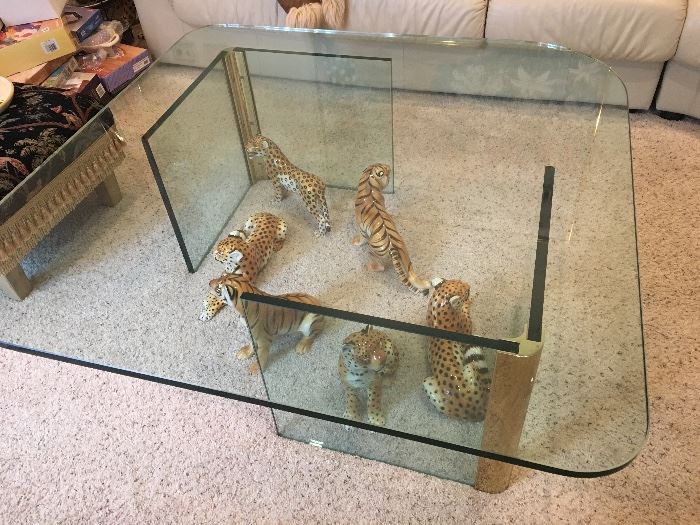 Glass cocktail table & family of tigers 