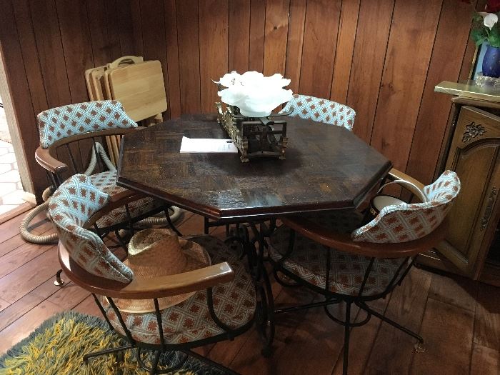 Parquet top card table & chairs