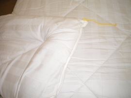 Down comforter
