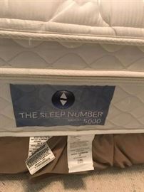 #7 Sleep Number 5000 queen size bed mattress set $500