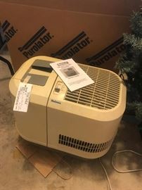#79 Holmes humidifier hm3500 $30