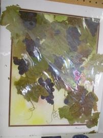 Dried grapes and grape leaves