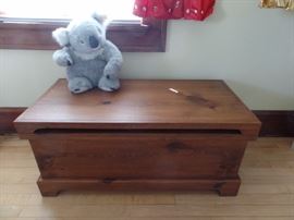 Small blanket chest