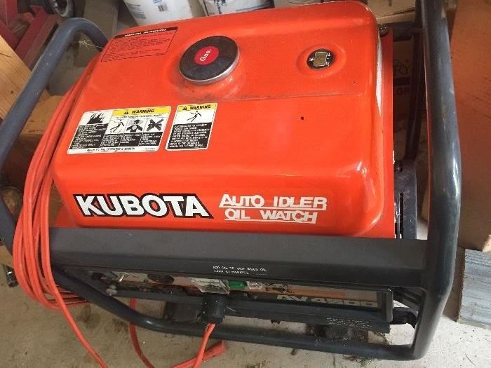 Kubota AV4500 gas generator