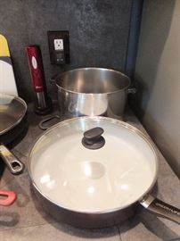 Green Life skillet - all pots and pans are like new