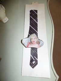 Marilyn Monroe tie