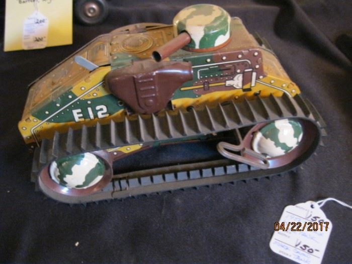 Key wind tank by Marx