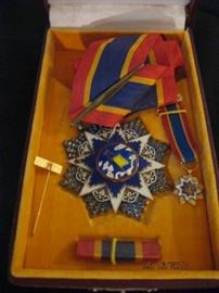 WW II Chinese Order of the Cloud and Banner