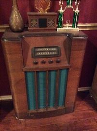 Vintage radio