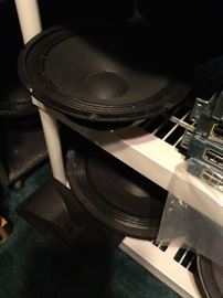 Audio large speakers 