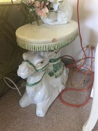 Camel side table/plant stand