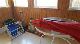 Round Glass Top Patio Table, Umbrella