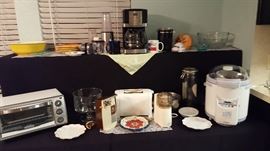 Assorted Small Appliances