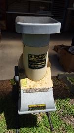 Small Wood Chipper