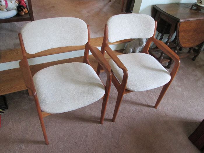 3 Contemporary Modern Chairs - like new