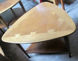 Lane Table Modern Style