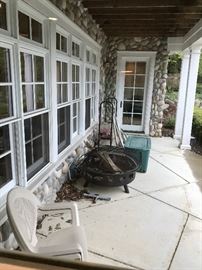 LANDMANN WILDLIFE FIRE PIT-ASKING $80