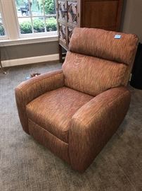 COPPER BARCALOUNGER -RUSTY ORANGE GOLD COLOR
PURCHASED 2013 FROM GORMAN’S-ASKING $500
MSRP $1,259