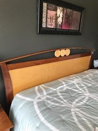CUSTOM HAND-CRAFTED MODERN STYLE SOLID WOOD
BEDROOM SET- ASKING $2,800
INCLUDES:
LONG 8 DRAWER DRESSER (SOFT CLOSE DRAWERS)
HANGING MIRROR
TWO NIGHTSTANDS
KING SIZE HEADBOARD
MSRP $7,800