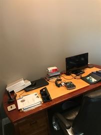 CUSTOM HAND-CRAFTED ONE OF A KIND LARGE EXECUTIVE DESK-CHERRY WOOD & BRAZILIAN CHERRY- ASKING $700